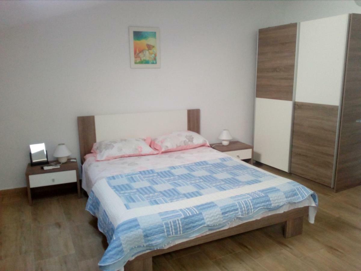 Apartment Elena Bale Ngoại thất bức ảnh