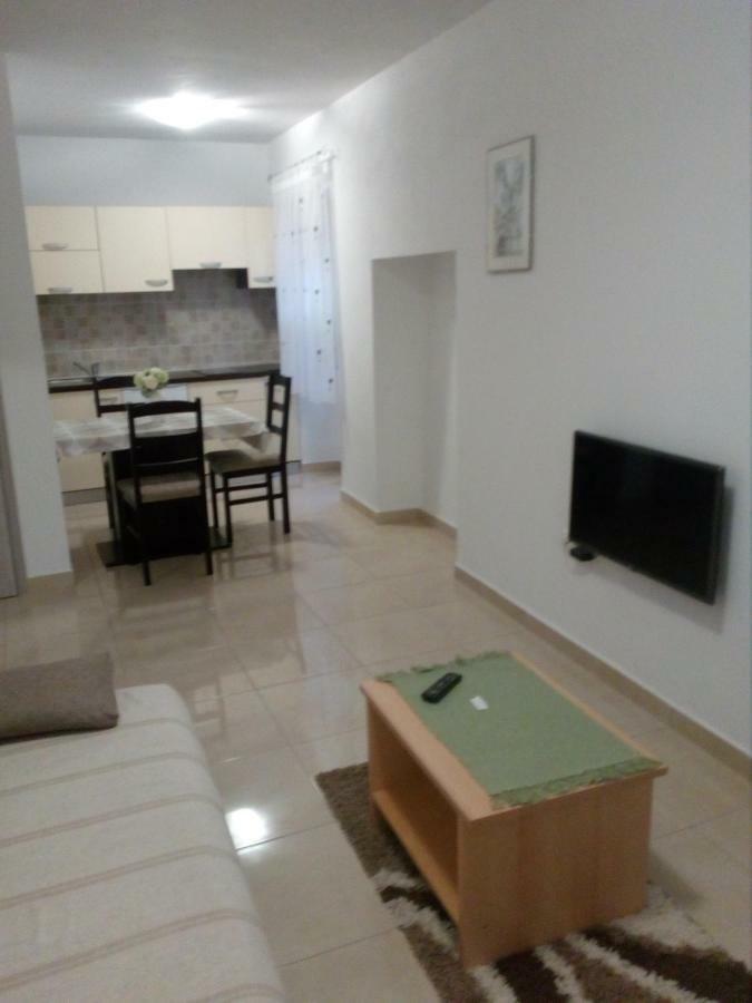 Apartment Elena Bale Ngoại thất bức ảnh