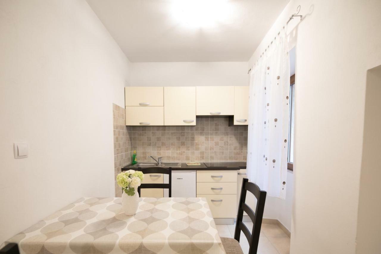 Apartment Elena Bale Ngoại thất bức ảnh